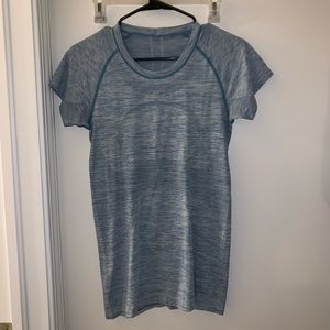 Lulu lemon swiftly tech short sleeve crew